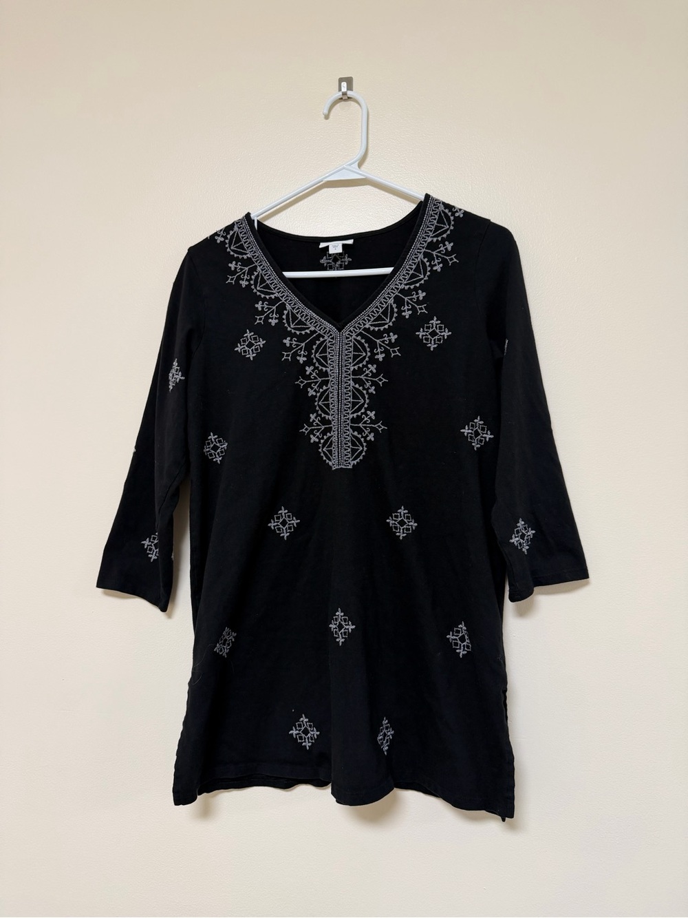 J.Jill Black Gray Embroidered V-Neck Tunic Top Small